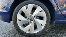 Volkswagen Golf 1.5 eTSI Style 5dr DSG Petrol Hatchback